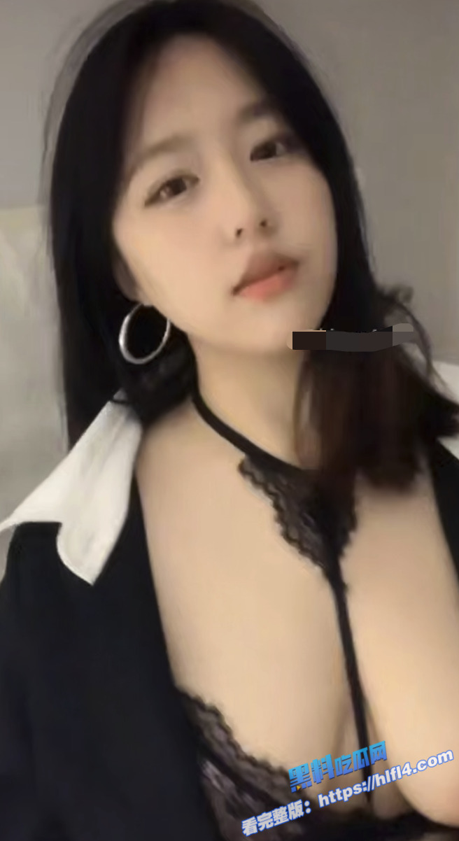 知名主播 李恩 土豪1v1聊天定制福利流出 开档黑丝疯狂勾引 假屌暴力插逼 淫水四溅！1