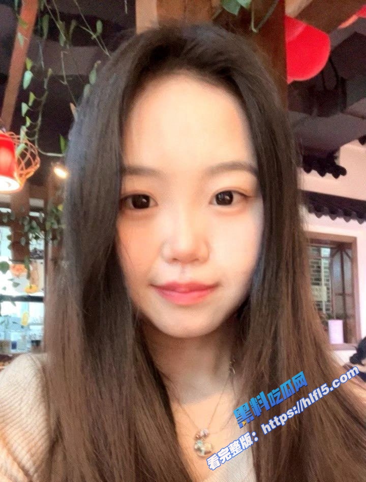 甘肃反差眼镜妹 于雪 抵押自己的裸体自慰视频贷款 还不上之后被曝光个人资料！2
