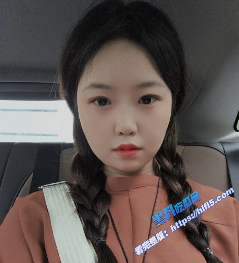 甘肃反差眼镜妹 于雪 抵押自己的裸体自慰视频贷款 还不上之后被曝光个人资料！6