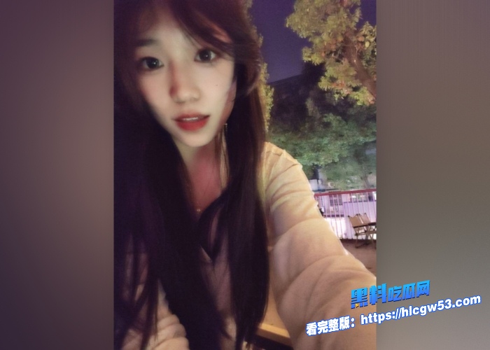 极品身材颜值情侣私拍泄密清纯小女友被男友调教成淫荡小母主动翘起小屁屁求大鸡巴操清纯淫靡并存 超级反差 图2WH700x500px 极品身材颜值情侣私拍泄密清纯小女友被男友调教成淫荡小母主动翘起小屁屁求大鸡巴操清纯淫靡并存 超级反差 图2WH700x500px