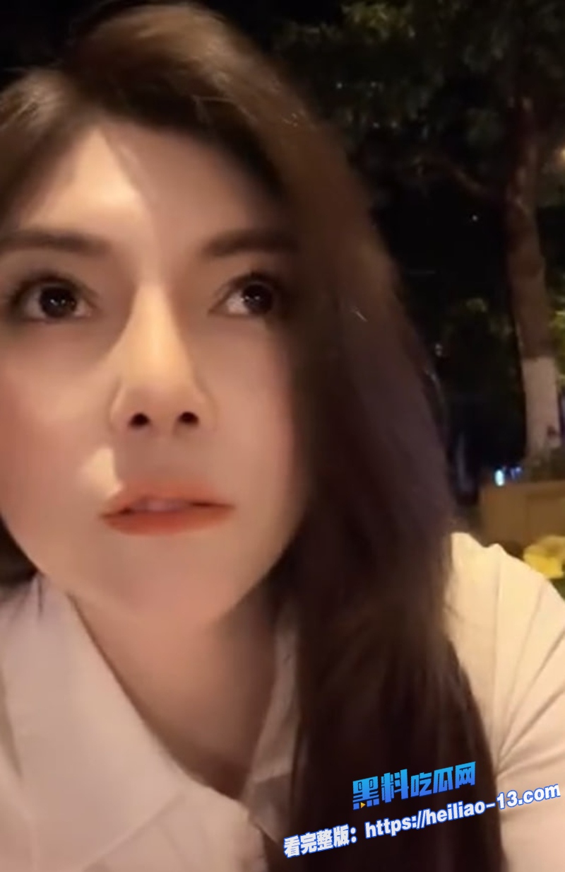 抖音最敢玩露出的女王叶娇娇真空女仆围裙真空上阵4 抖音最敢玩露出的女王叶娇娇真空女仆围裙真空上阵4
