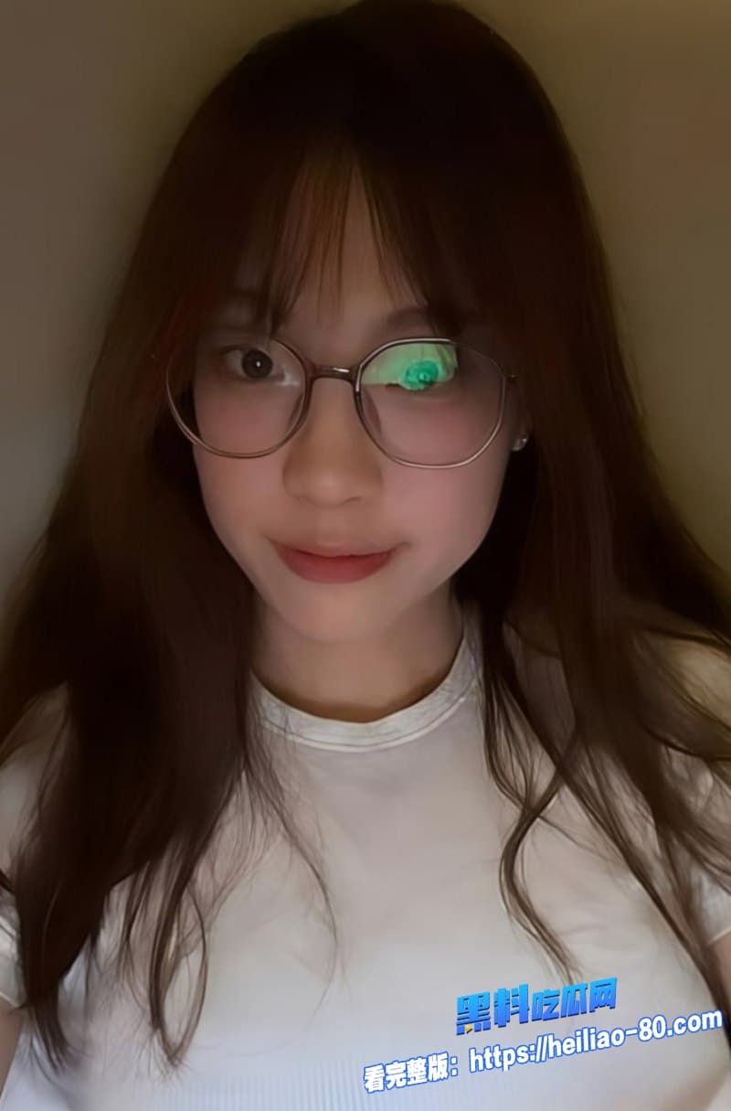 瓜友投稿广州正经妹王瑶展性爱视频流出反差小母狗露脸深喉女上位疯狂榨精1