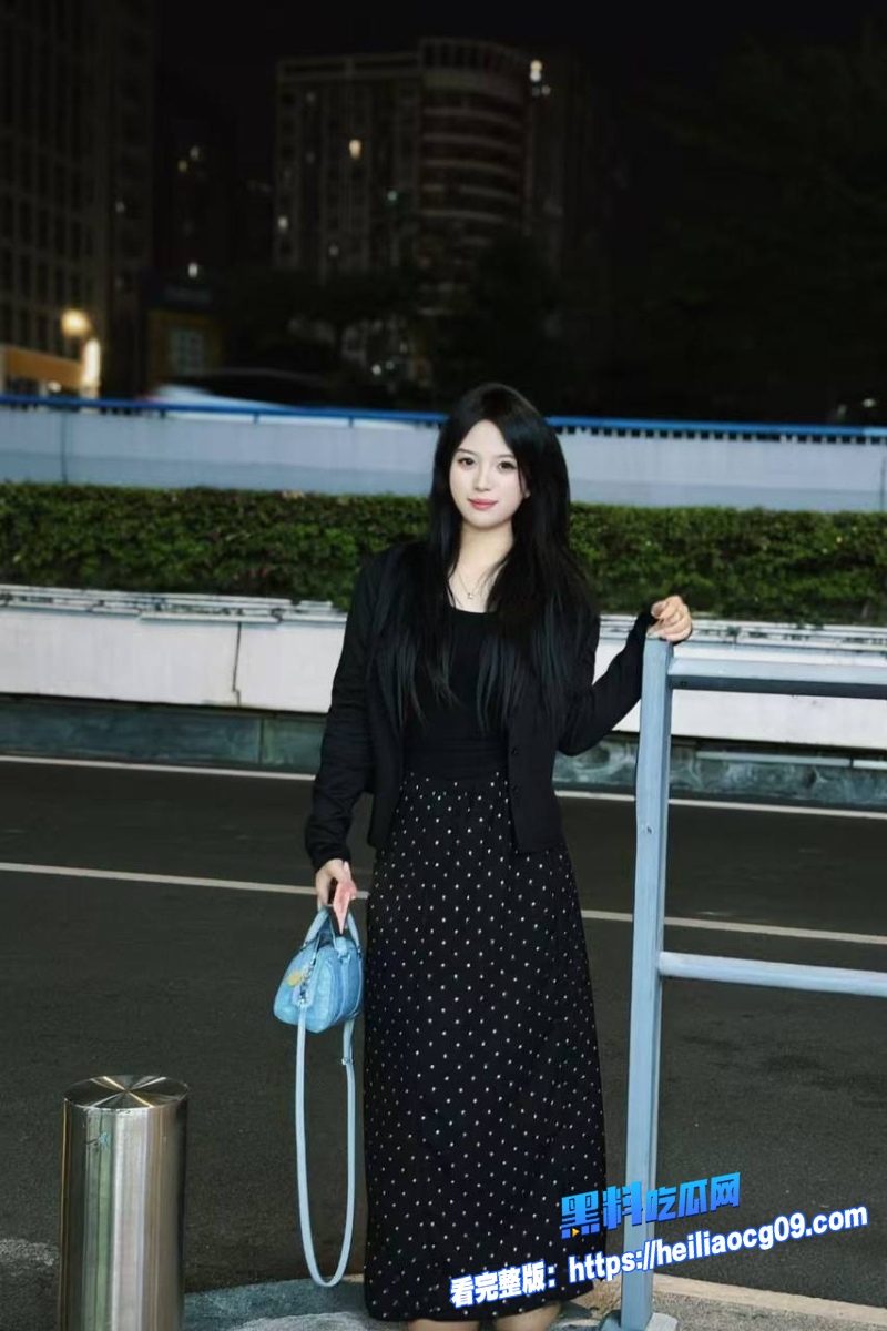 反差巨乳人妻9 反差巨乳人妻9