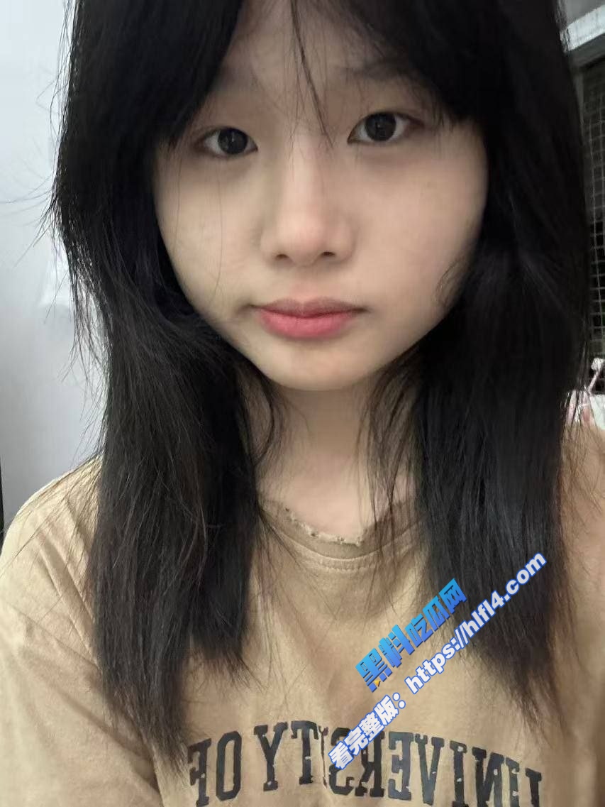 清纯萝莉美少女 反差小母狗 奶子发育的很好 自慰呻吟娇喘特别诱人! 图2