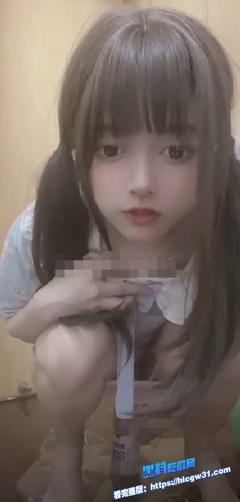 推特反差萝莉 要要饿晕了 道具自慰足交啪啪视频福利合集流出 (4) 推特反差萝莉 要要饿晕了 道具自慰足交啪啪视频福利合集流出 (4)