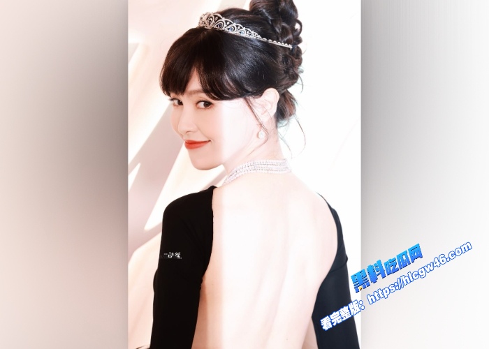 黑料吃瓜网独家曝光知名影视明星唐嫣早期私拍婚纱写真曝光真空穿搭鲍鱼一览无余 图9WH700x500px