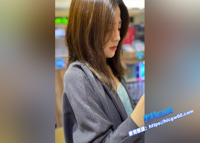 极品高颜值人妻 女神气质身材纤细苗条,背着老公约炮前男友酒店开房做爱,视频保留在手机里被发现曝光!好美的少妇啊!3 极品高颜值人妻 女神气质身材纤细苗条,背着老公约炮前男友酒店开房做爱,视频保留在手机里被发现曝光!好美的少妇啊!3