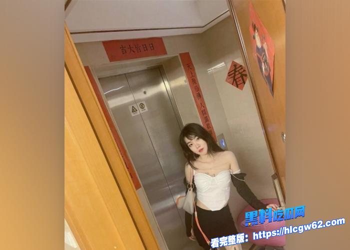 北京昌平98年骚妇孙晔子大尺度视频曝光电梯口全裸诱惑楼梯间被猛操后入内射夹精上班淫荡至极 2 北京昌平98年骚妇孙晔子大尺度视频曝光电梯口全裸诱惑楼梯间被猛操后入内射夹精上班淫荡至极 2