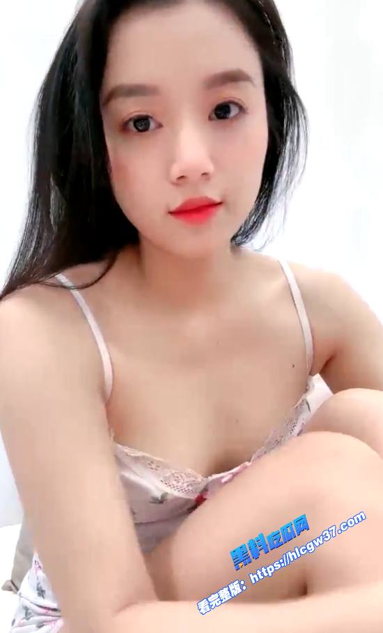 反差婊少妇蓝瓶蛹双道具自慰抽插小穴骚的冒烟黑丝美腿勾魂高潮喷水淫叫连连 图4