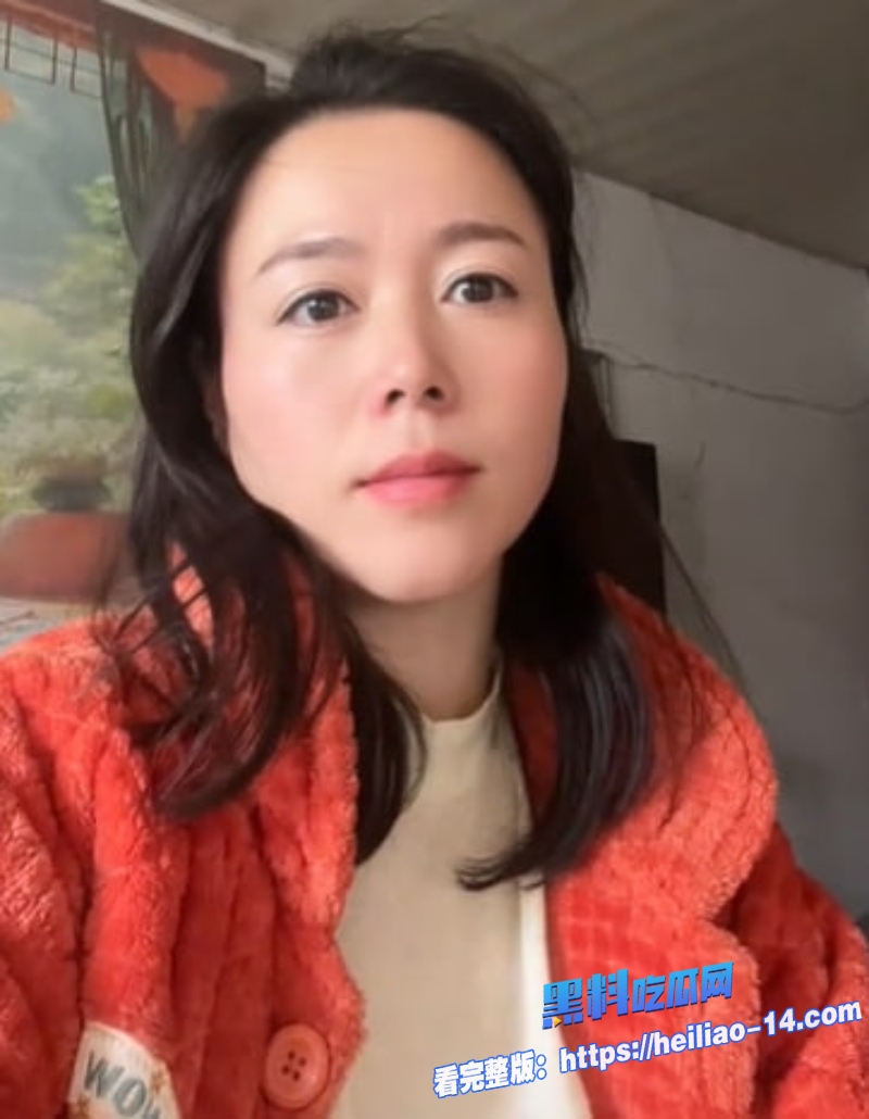 31岁抖音小网红欢欢喜喜每一天彻底放飞如狼如虎天天发骚6