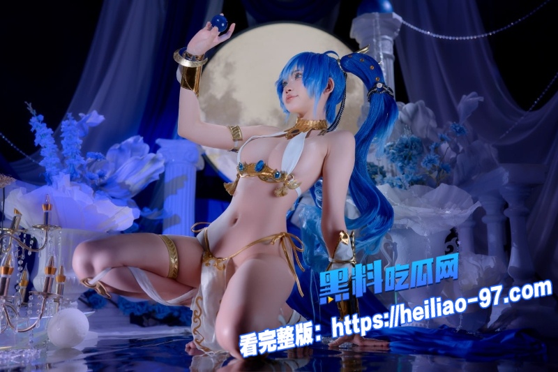推特网红ZinieQ34