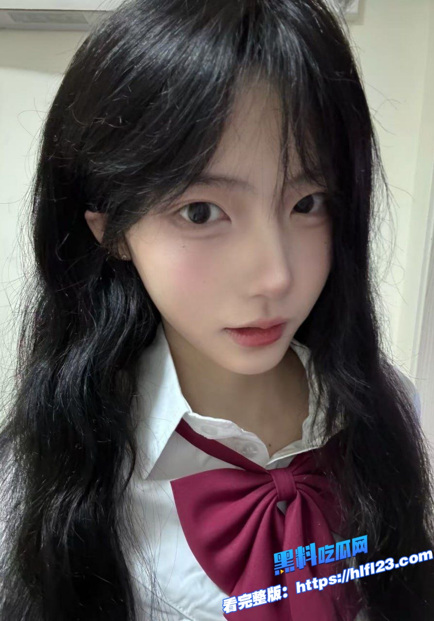 抖音百万粉丝网红 董香 最新福利自拍合集 极品尤物上演制服诱惑 反差感拉满!图4 抖音百万粉丝网红 董香 最新福利自拍合集 极品尤物上演制服诱惑 反差感拉满!图4