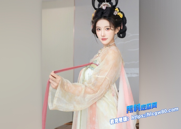 秀人网绝美模特梨霜儿高价双女作品流出KTV里陪金主大哥3P白虎嫩穴极品美乳超清展示羡慕大哥的一天 图3