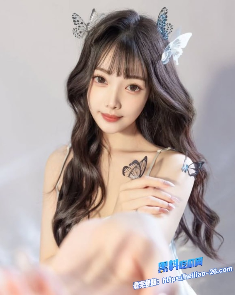 神鲍猫系少女敏綺MIKI羞耻调教视频流出捆绑狗链震动棒固定跪床撕胶布各种刺激骚穴 3 神鲍猫系少女敏綺MIKI羞耻调教视频流出捆绑狗链震动棒固定跪床撕胶布各种刺激骚穴 3