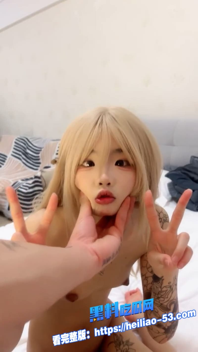 黄毛花臂精神小妹直播回放流出纹身满背后入掰逼女上位狂干和小伙儿啪啪太野了 1 黄毛花臂精神小妹直播回放流出纹身满背后入掰逼女上位狂干和小伙儿啪啪太野了 1