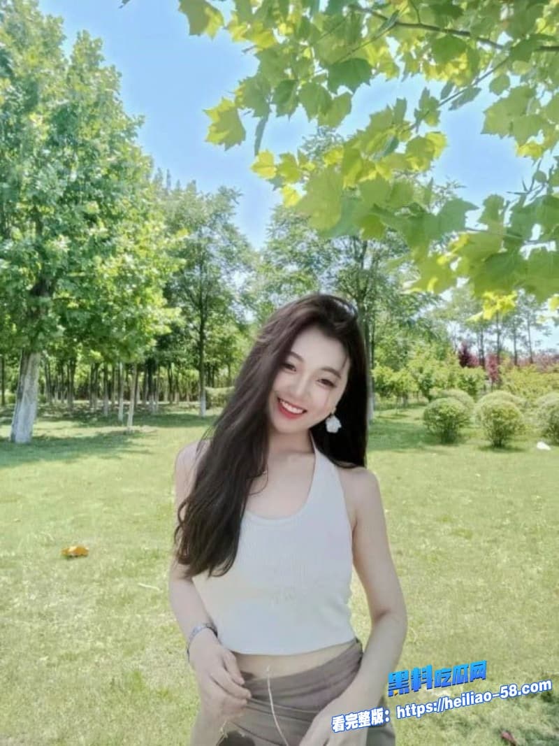 长沙科技大学夏婷婷私密视频曝光高颜值文静女神被渣男调教的秒变发情母狗4