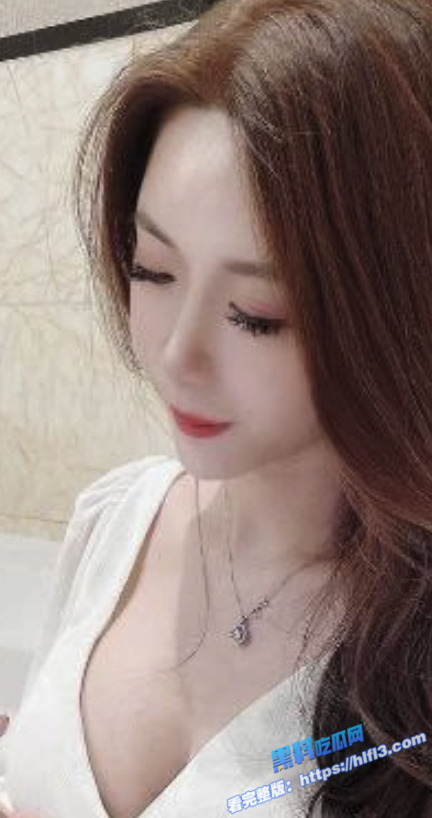 瓜友投稿 湖南长沙的网红敏敏爱刺激 越是高潮越是喜欢被插1