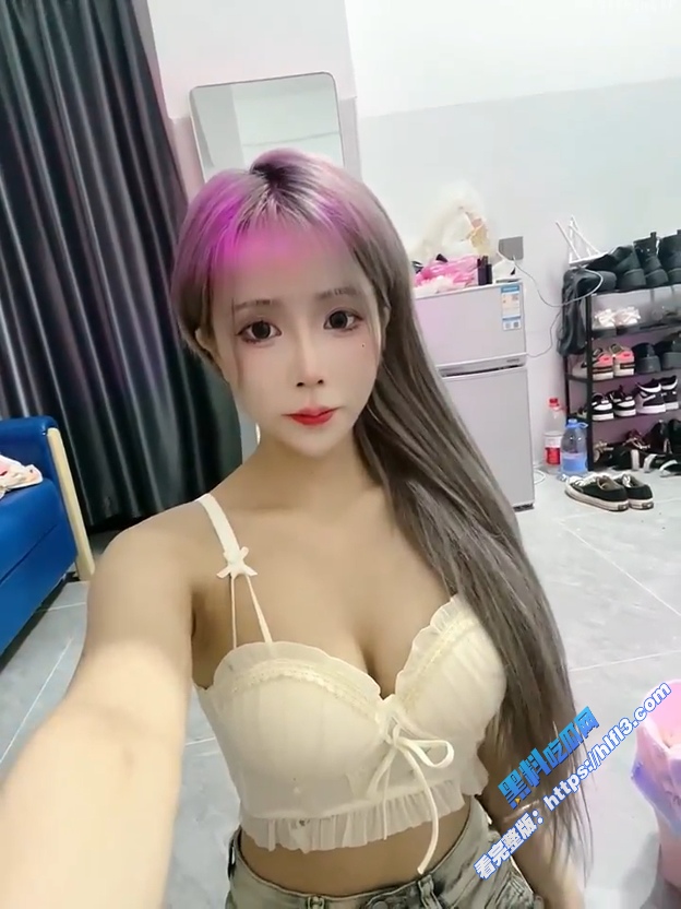 甜美网红博主 崽崽 自拍裸照福利流出 榜一大哥线下约炮 骑乘啪啪骚得飞起！5