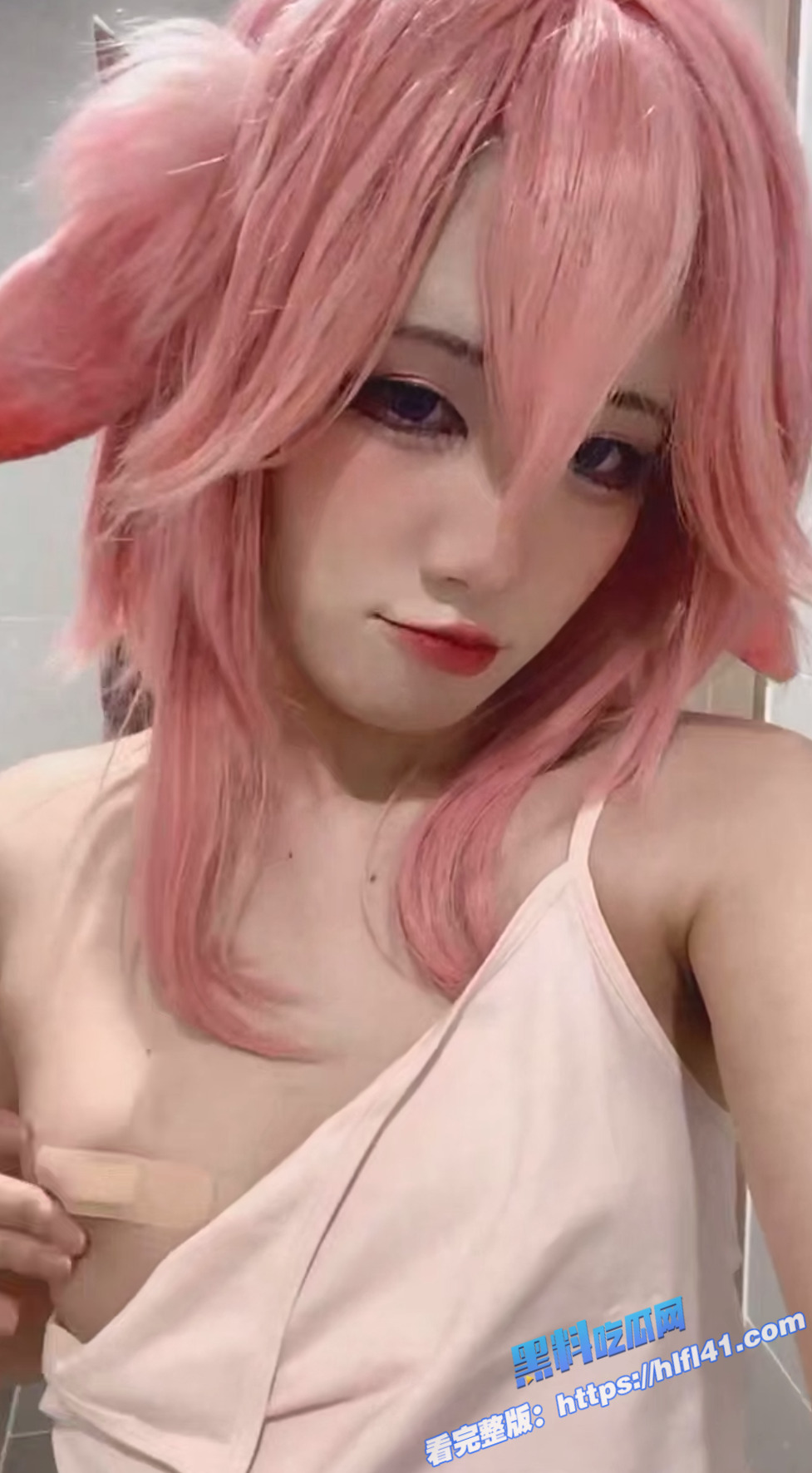 6百变福利姬 Kawaiimeochan cos多位角色 尽情展示自己身体 表情极其淫荡 6百变福利姬 Kawaiimeochan cos多位角色 尽情展示自己身体 表情极其淫荡