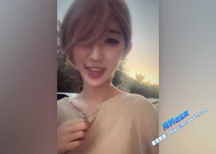 韩国极品反差美少女土豪定制私人视频流出高颜值大长腿母狗性感连体丝袜无内自拍 图9WH700x500px