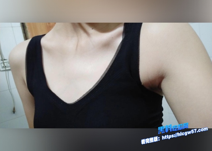 高中生少女清纯懵懂朴实无华顶级白虎馒头嫩穴让你一次看个够 图8