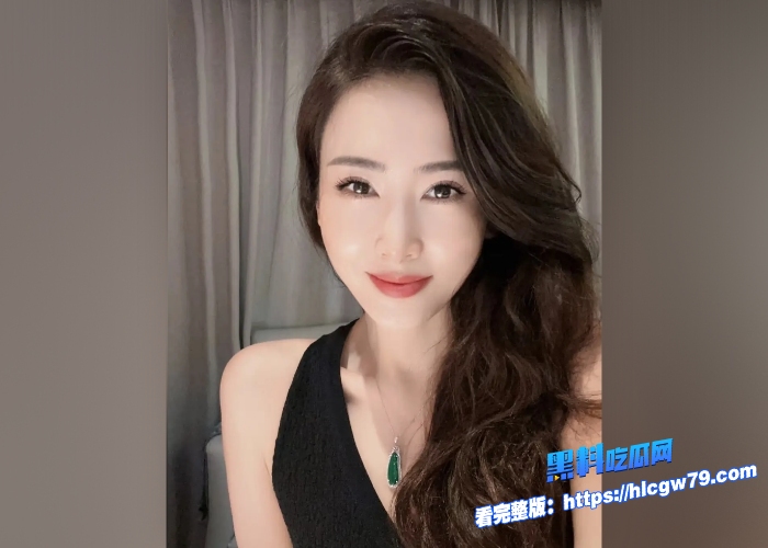 北京气质富婆无能老公满足不了自己找老黑体验巨屌快感无能绿帽丈夫只能在旁拿手机记录妻子幸福时刻3