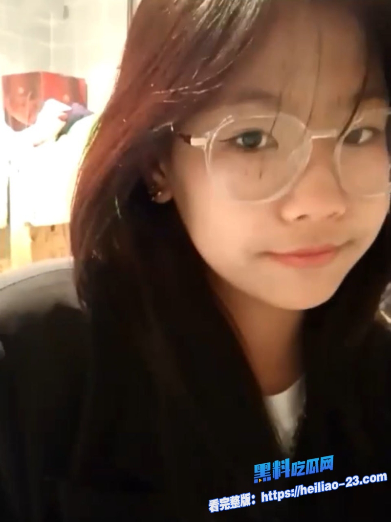 高颜值极品反差母狗李舒瑶三年蜕变大骚逼巨乳肥臀高挑身材吃鸡巴超熟练彻底展现母狗本性 6