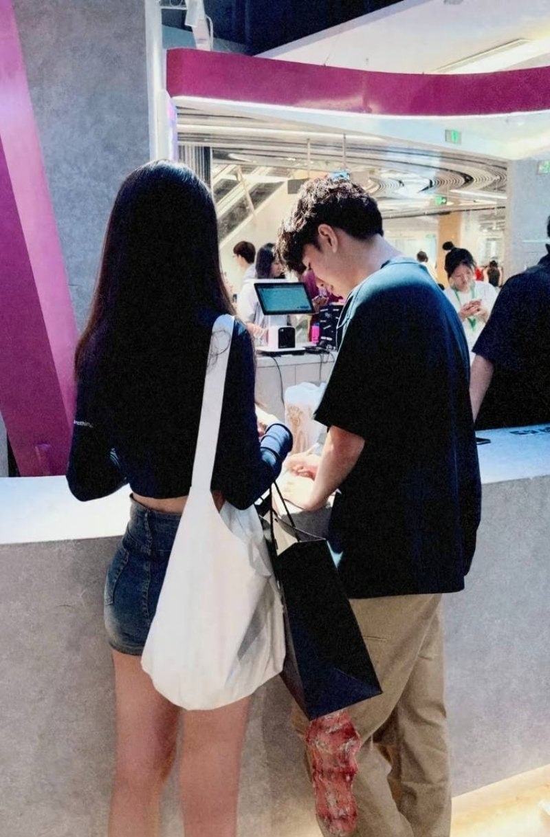 女主爆料说唱歌手TopBarry睡粉丝 3 女主爆料说唱歌手TopBarry睡粉丝 3