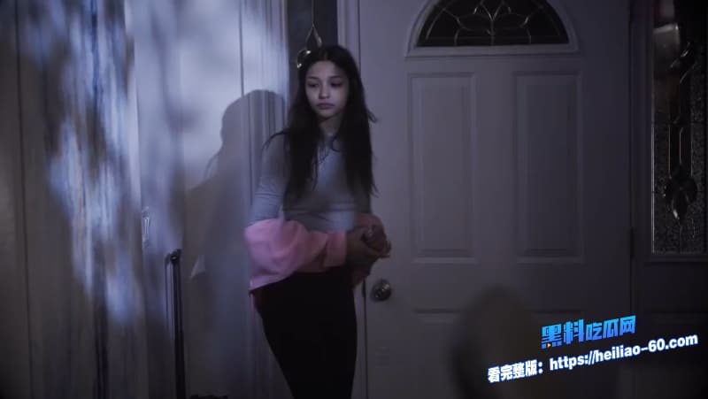 美国混血甜妹LaylaJenner下海首秀18岁清纯大学生被邻家猛男沙发狂干到高潮喷水10 美国混血甜妹LaylaJenner下海首秀18岁清纯大学生被邻家猛男沙发狂干到高潮喷水10