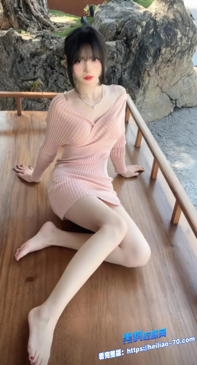 姐姐穿女警制服勾引亲弟弟乱伦制服诱惑下疯狂内射太刺激了4