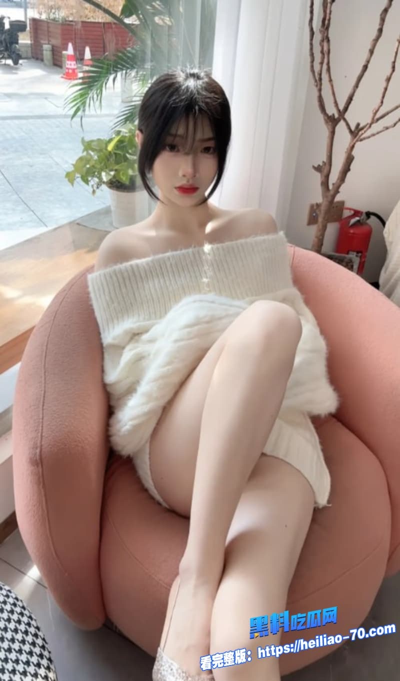 姐姐穿女警制服勾引亲弟弟乱伦制服诱惑下疯狂内射太刺激了5