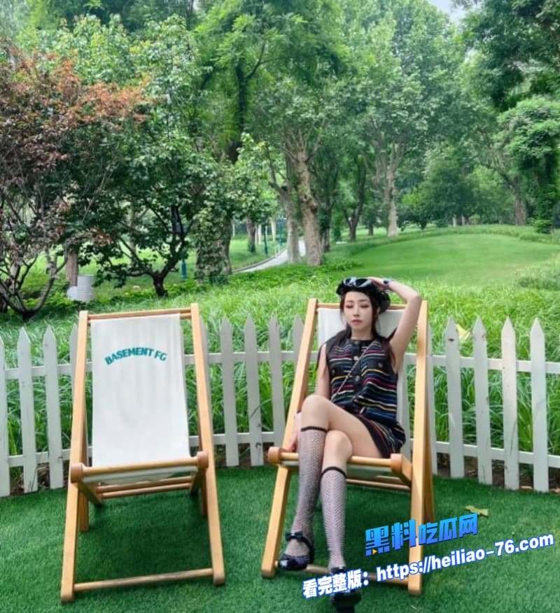 极品学妹学校刚放学就主动脱光求操白虎嫩穴被巨屌疯狂抽插看的小编已经冲了3