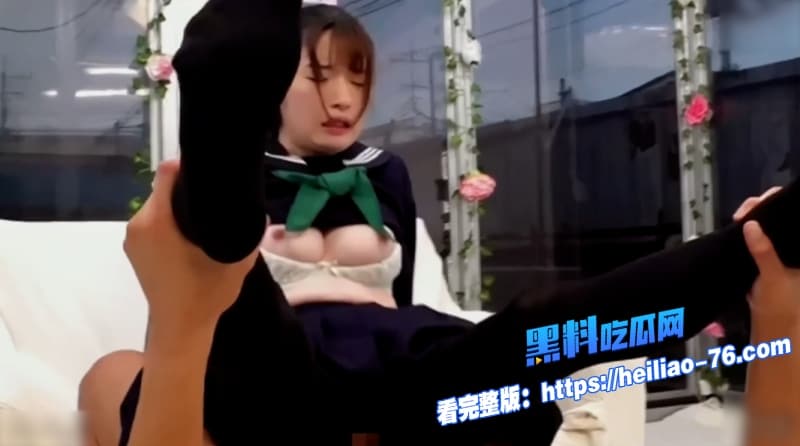 抖音风弹力混剪系列多位黑色嫩妹被疯狂调教黑丝的诱惑看完直呼太刺激2