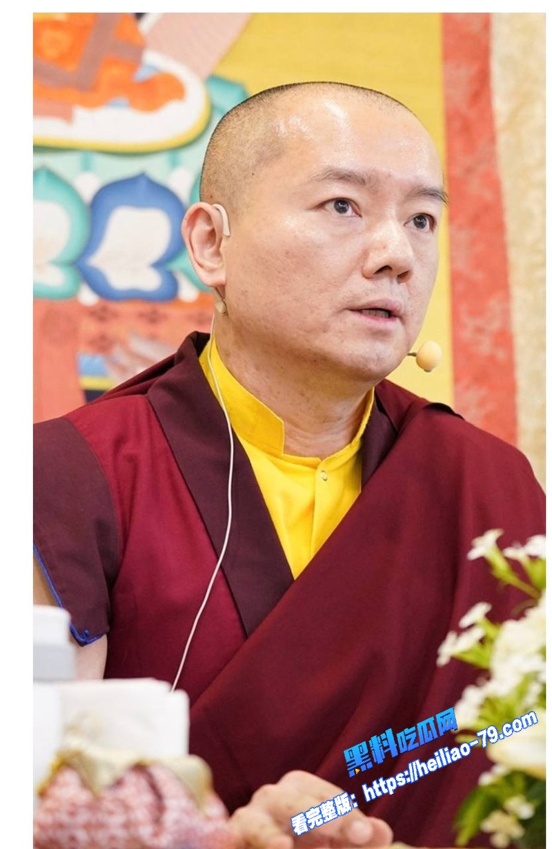 藏传喇嘛 多桀仁卿 破戒聊骚约炮 劈腿2女信徒酒店搂吻上床视频流出 佛门高僧人设崩塌图46 藏传喇嘛 多桀仁卿 破戒聊骚约炮 劈腿2女信徒酒店搂吻上床视频流出 佛门高僧人设崩塌图46