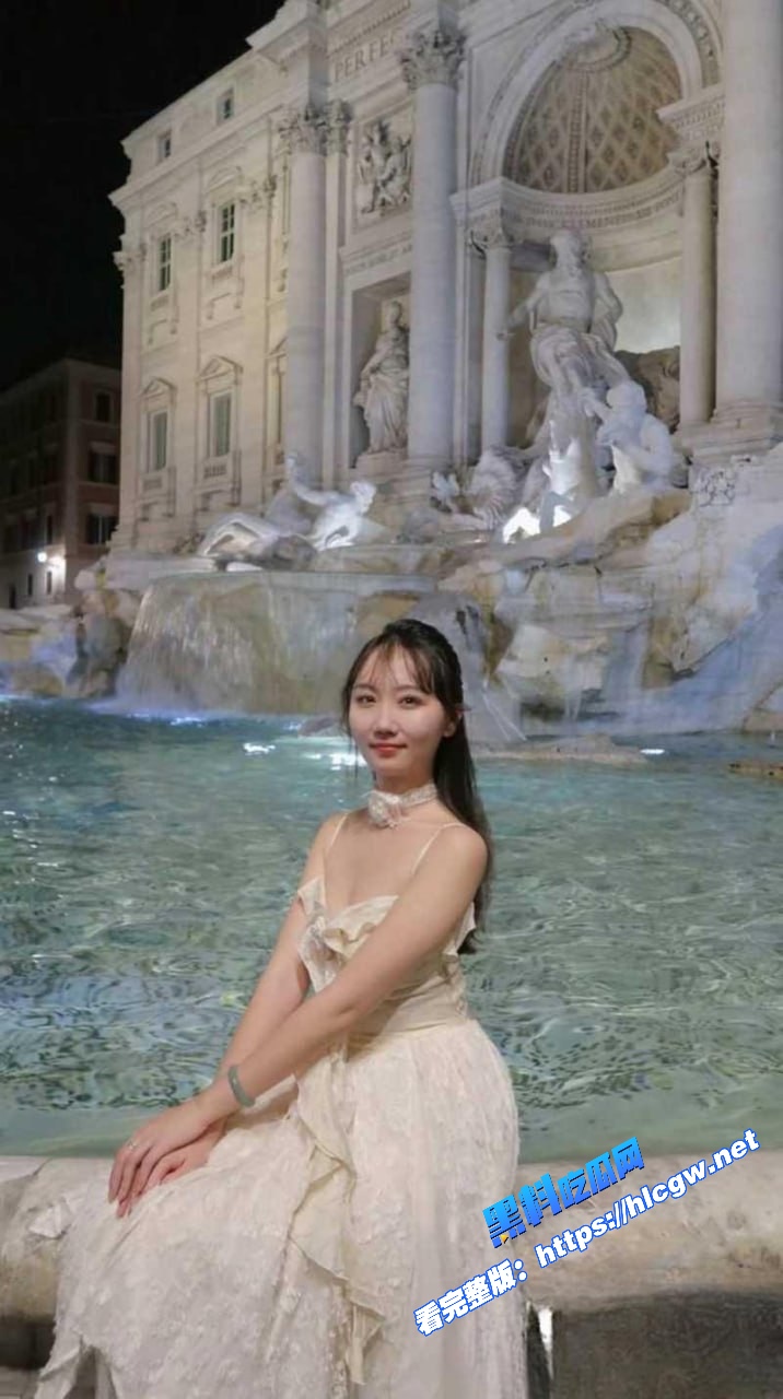 上海外大学生王静瑶