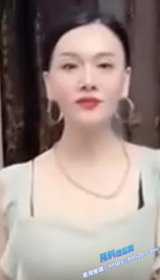 抖音熟女 雅芝 抖音视频很正经 私下为了赚钱穿各种丝袜拍摄自慰视频！1