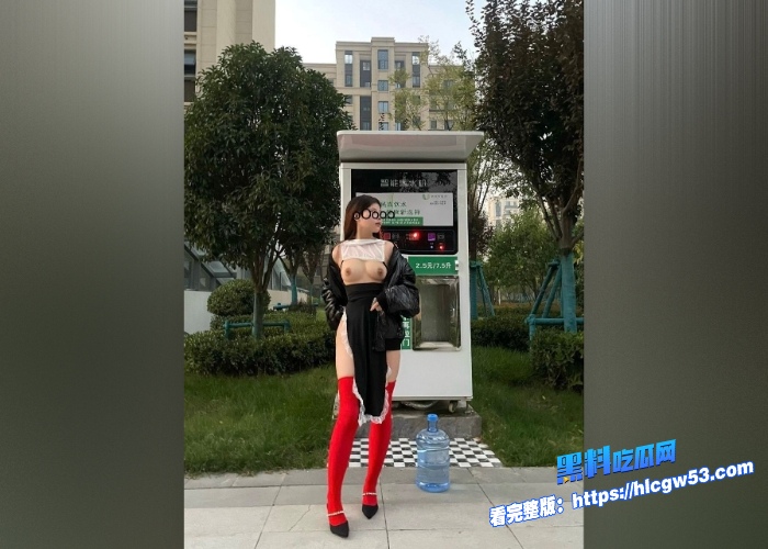 推特高颜值反差网红oOooo大尺度福利视频流出商场各地随时露出和金主酒店开房打炮反差感十足 图36WH700x500px 推特高颜值反差网红oOooo大尺度福利视频流出商场各地随时露出和金主酒店开房打炮反差感十足 图36WH700x500px
