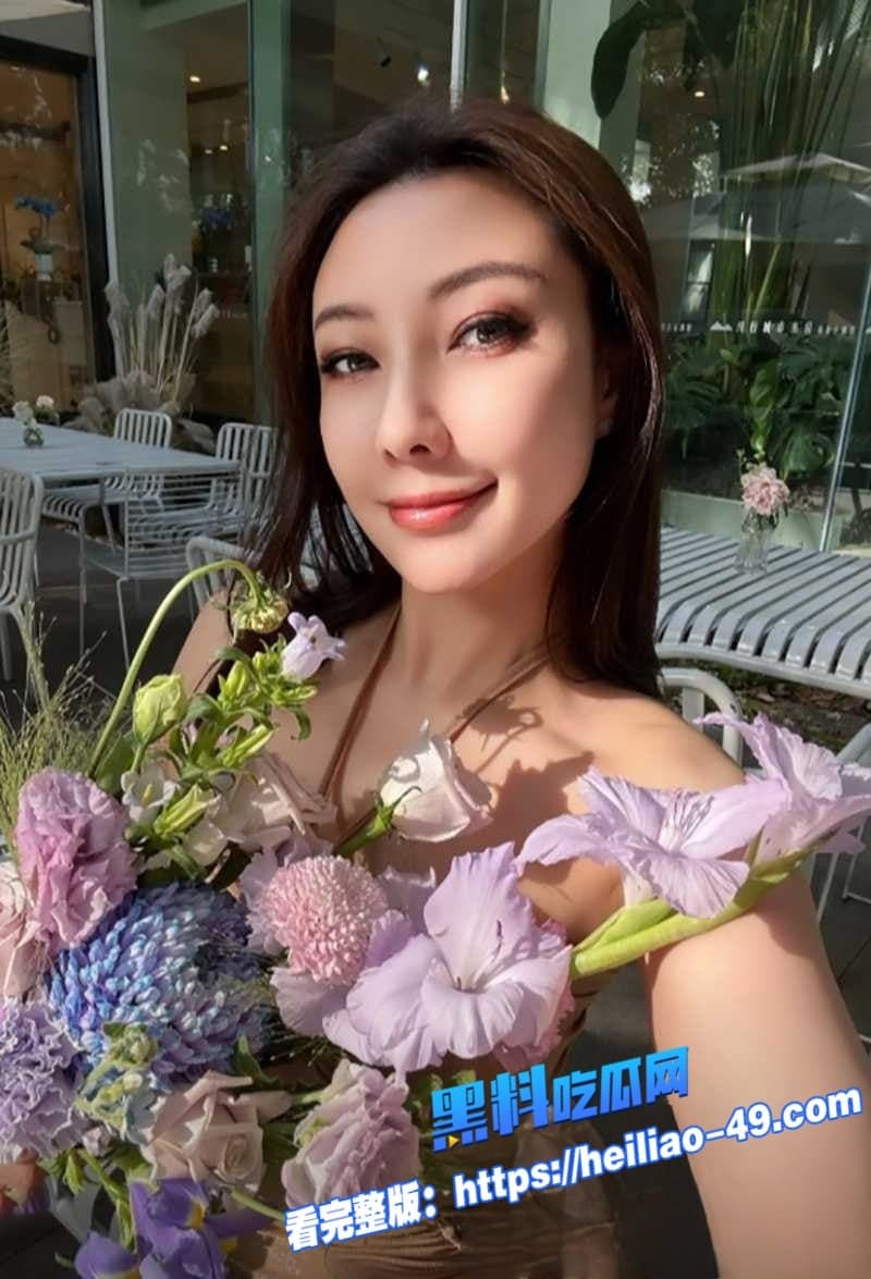 非诚勿扰学霸女神松果儿裸聊翻车秀人网极品网黄下海卖逼开档黑丝扭臀揉爆奶被曝光 3