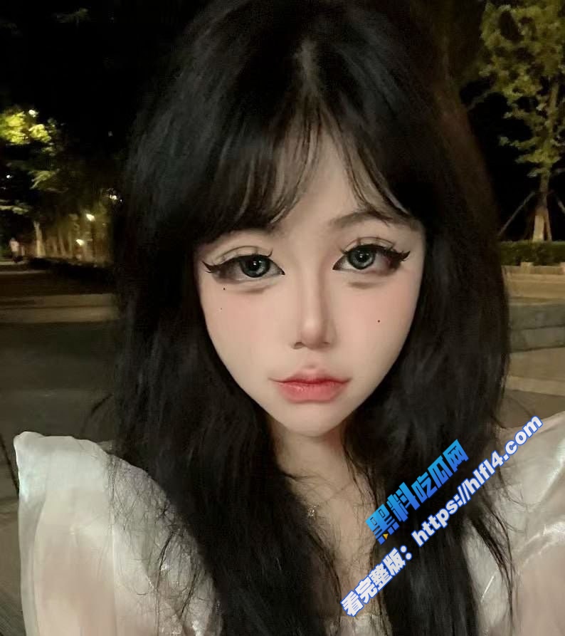 南京赛博酒吧营销 边晨 大肆出售自己性爱视频 订台就能陪睡客户 掰开骚穴打桩爆操！4