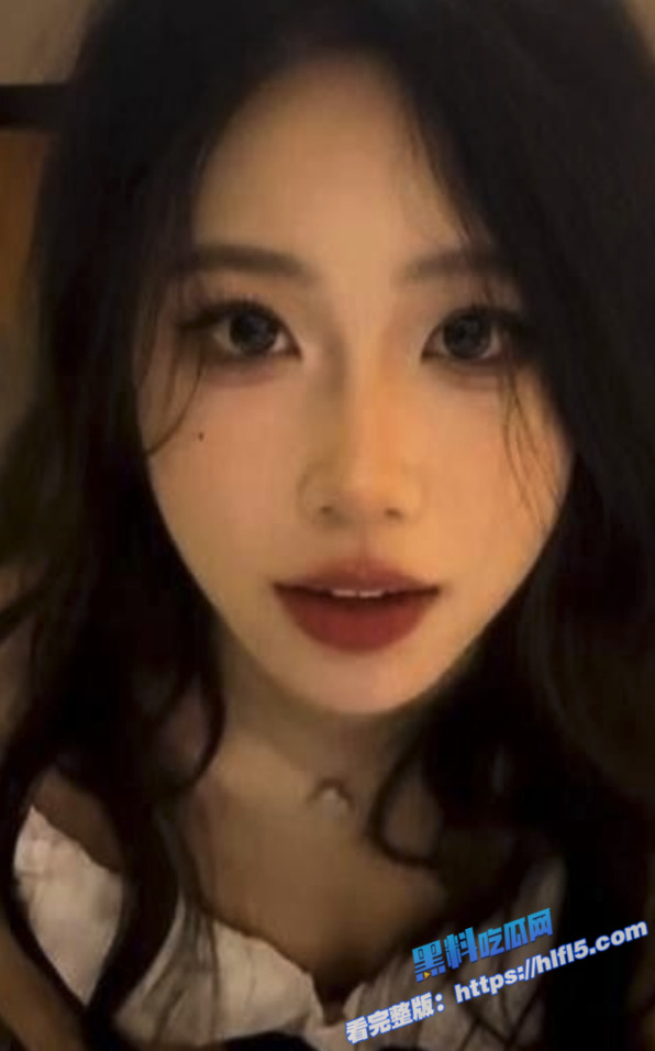 瓜友投稿 陕西西安的大四母狗陈晓晓要一直吃我的大鸡巴 吃精才睡得着1