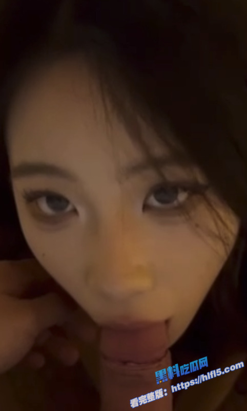 瓜友投稿 陕西西安的大四母狗陈晓晓要一直吃我的大鸡巴 吃精才睡得着3