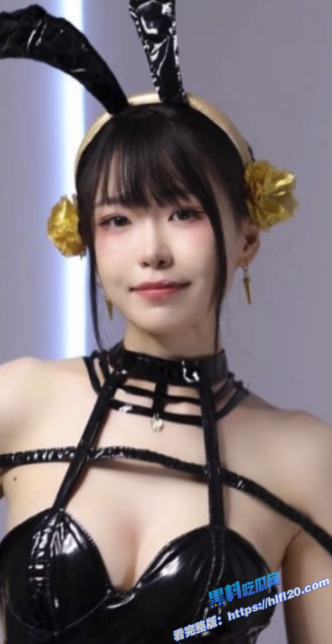 新加坡网红女神 Meriolchan cos约尔太太 兔女郎装 炮机抽插白虎小穴 被玩弄到双腿颤抖！1