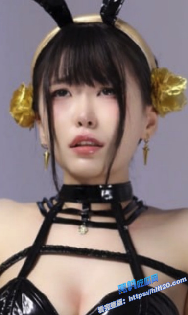 新加坡网红女神 Meriolchan cos约尔太太 兔女郎装 炮机抽插白虎小穴 被玩弄到双腿颤抖!3 新加坡网红女神 Meriolchan cos约尔太太 兔女郎装 炮机抽插白虎小穴 被玩弄到双腿颤抖!3