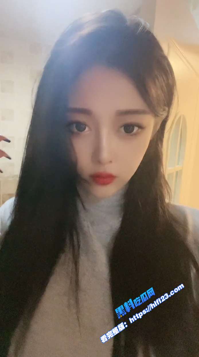 抖音颜值女神 蜜桃 高价定制露脸自慰洗澡福利 明明可以靠颜值吃饭却出卖色相！ 图4