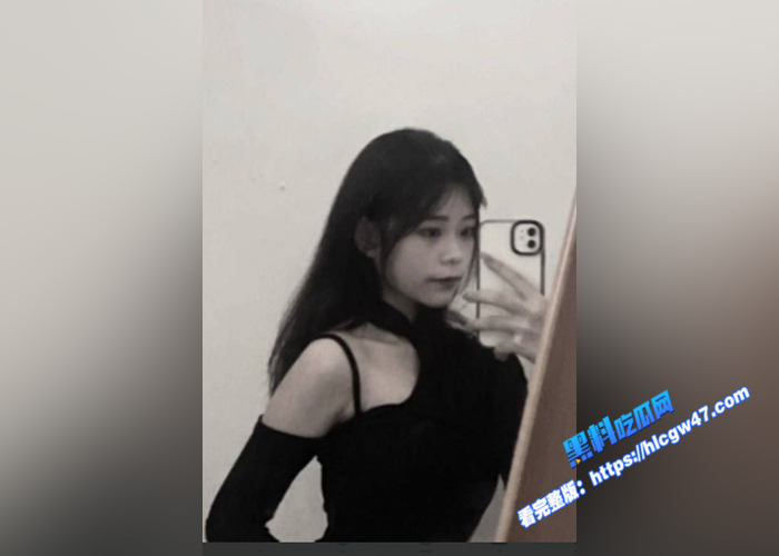 高颜值在校大三学生 母狗蹲吐舌翻白眼 抠穴自慰释放自己 反差感十足7