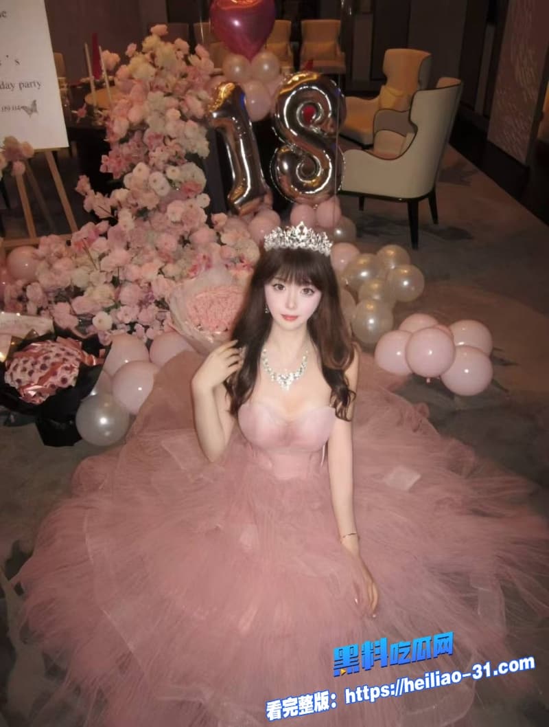 海角兄妹乱伦妹妹黑丝女上位后入摇臀诱惑哥哥肥美身材太反差太犯规了 6 海角兄妹乱伦妹妹黑丝女上位后入摇臀诱惑哥哥肥美身材太反差太犯规了 6