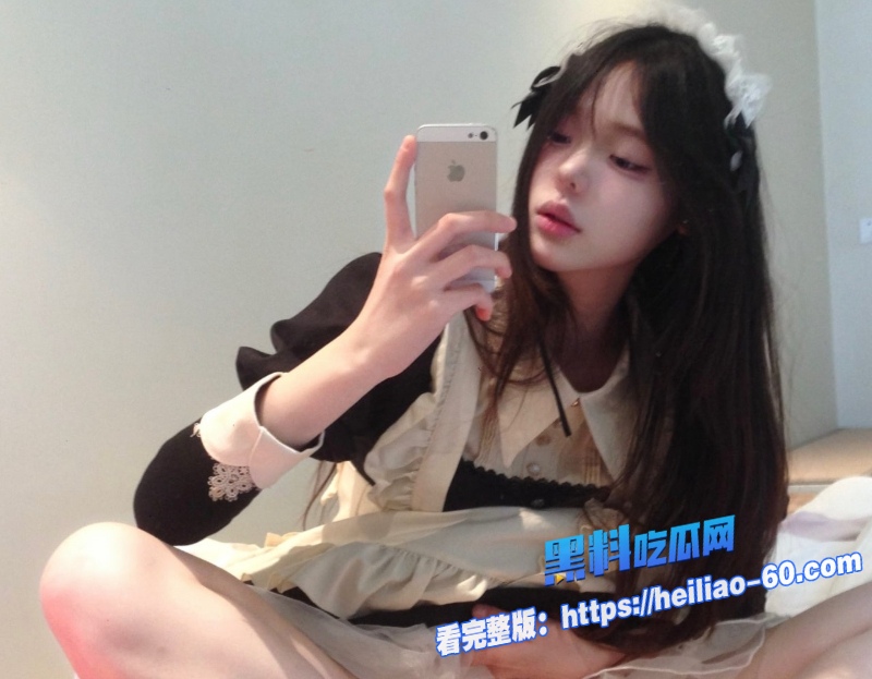 极品反差少女小小绘沙发狐尾自慰高潮骚话撩到你硬爆4 极品反差少女小小绘沙发狐尾自慰高潮骚话撩到你硬爆4