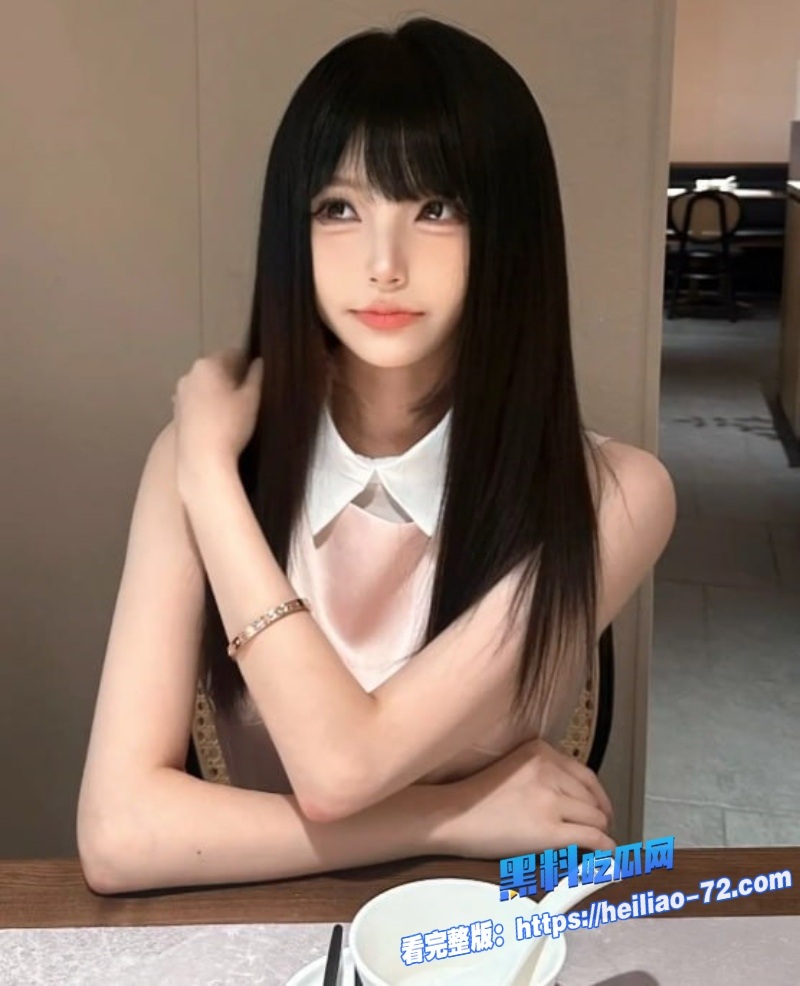 大长腿JK大学生跪桌底给金主爸爸口交到喷水简直是天生的母狗圣体啊2 大长腿JK大学生跪桌底给金主爸爸口交到喷水简直是天生的母狗圣体啊2