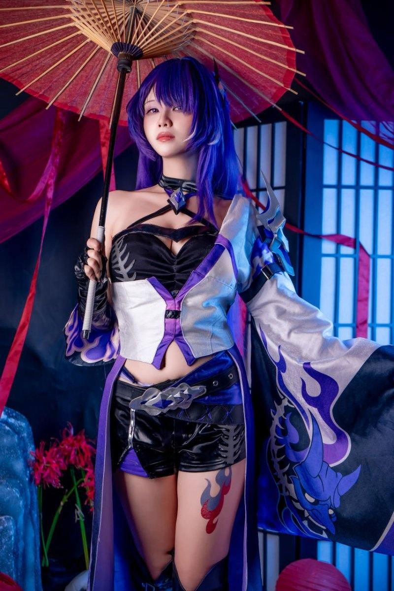 COS4