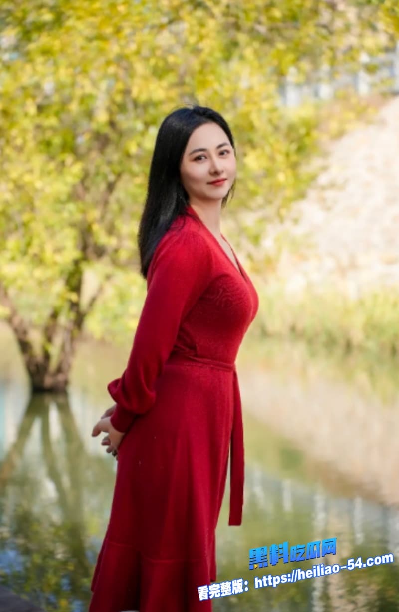 母子乱伦妈妈空虚太久了儿子忍不住传教士猛插骚穴母子乱伦禁忌一触即发 9